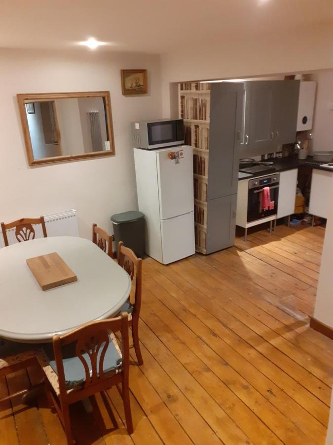 ווסטון סופר מארה Characterful Cottage Near The Sea, Beach, Pier & Shops מראה חיצוני תמונה