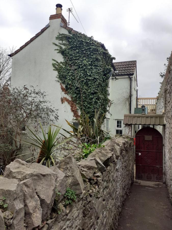 ווסטון סופר מארה Characterful Cottage Near The Sea, Beach, Pier & Shops מראה חיצוני תמונה