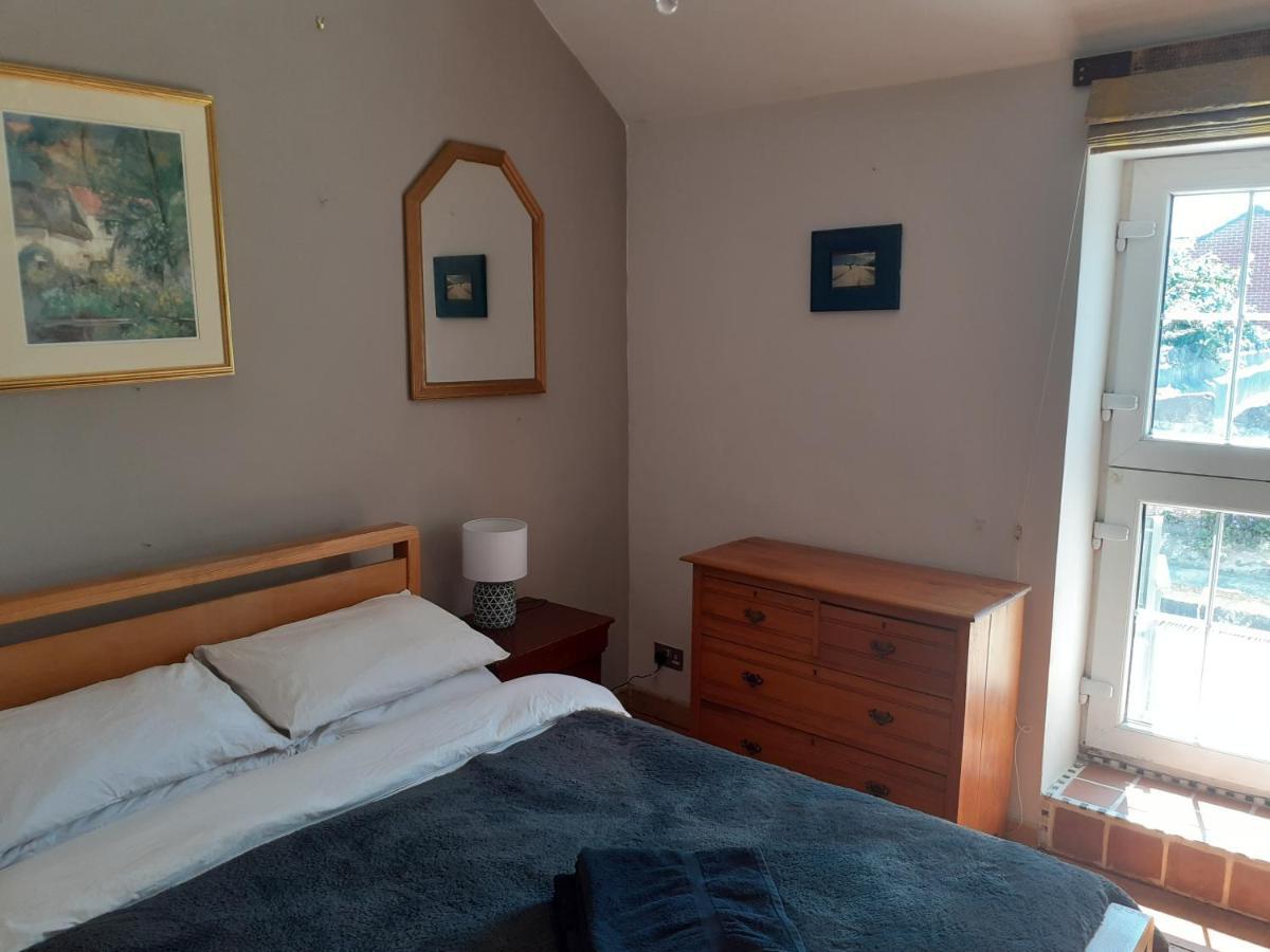 ווסטון סופר מארה Characterful Cottage Near The Sea, Beach, Pier & Shops מראה חיצוני תמונה